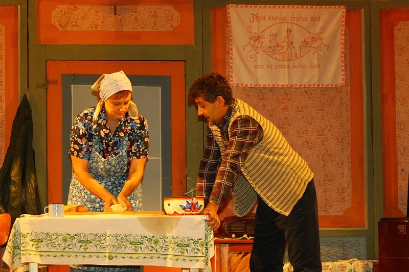 Trampoty z laskou (102).JPG